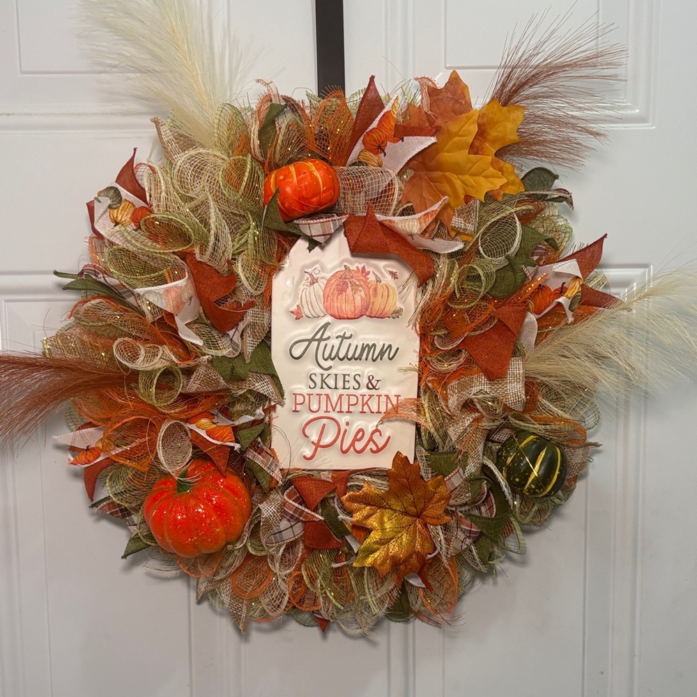 Harvest Pumpkin & Leaf Wreath